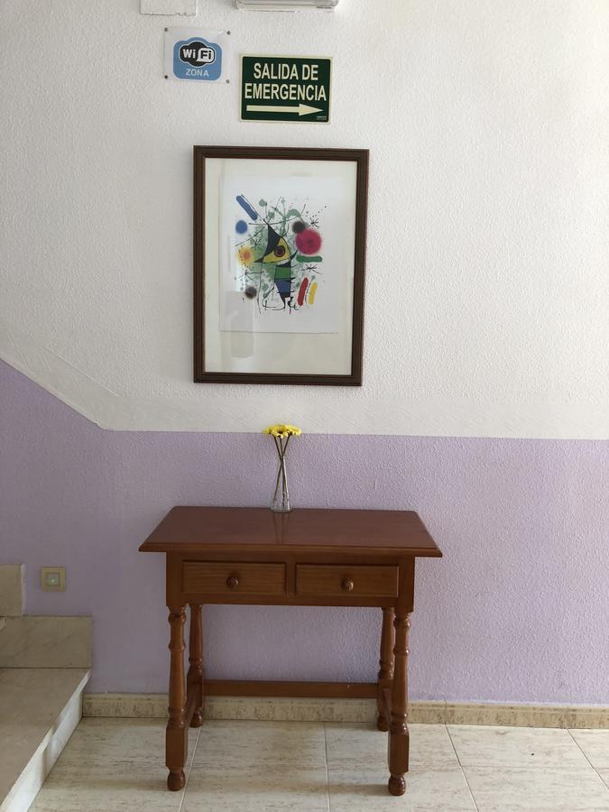 Hostal 82 Olías del Rey Eksteriør bilde