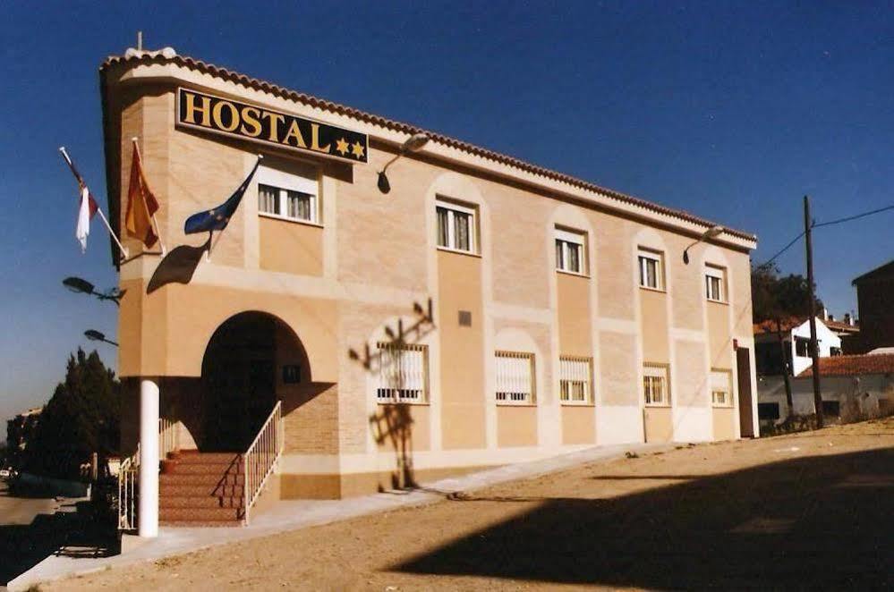 Hostal 82 Olías del Rey Eksteriør bilde